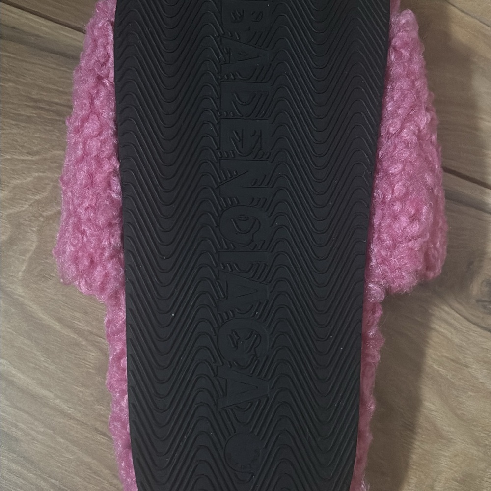 Balenciaga Pink Textured Slides - Picture 3 of 5